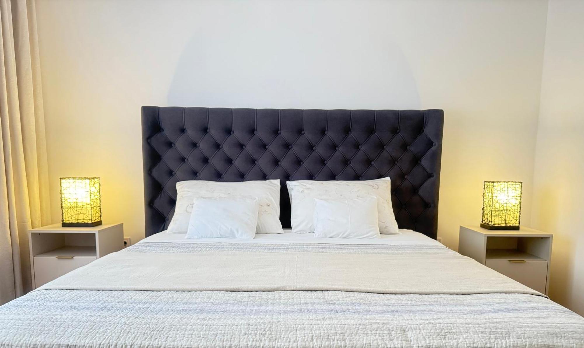 Green Park Apartment *